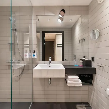 Quality River Station Hotel