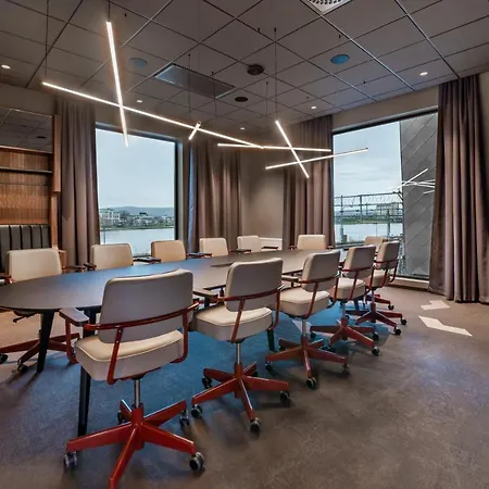 ホテル Quality River Station 3*